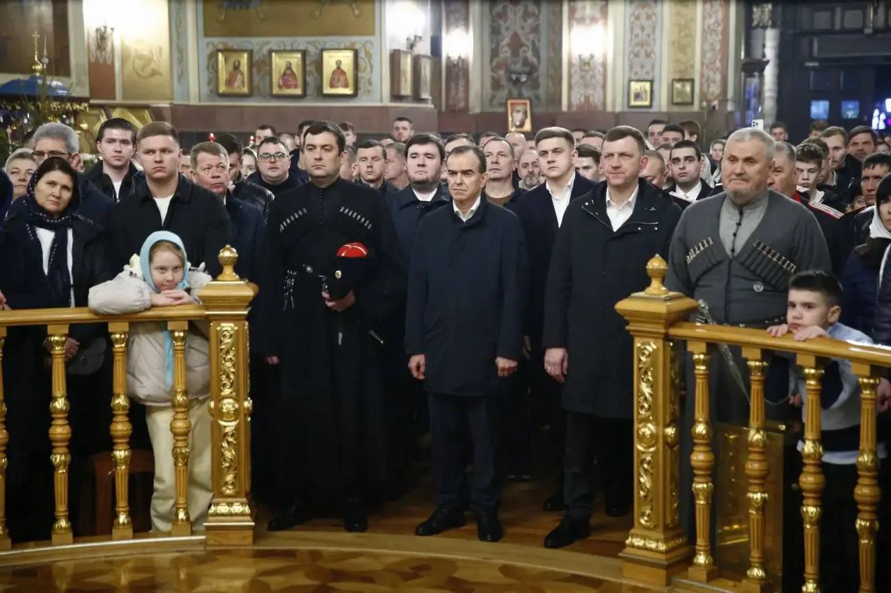 Евгений Наумов: С Рождеством Христовым, дорогие друзья!