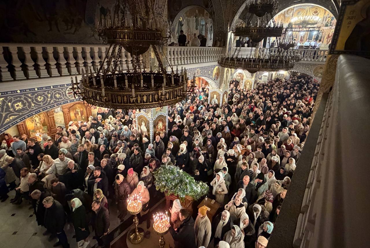 В храмах Анапского благочиния проходят богослужения, посвященные празднику Рождества Христова