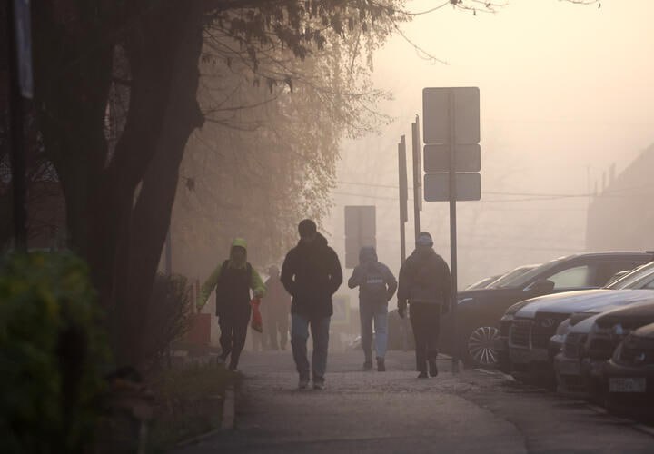 США готовится к мировой войне, два человека погибли в результате стрельбы на похоронах: что произошло, пока вы спали