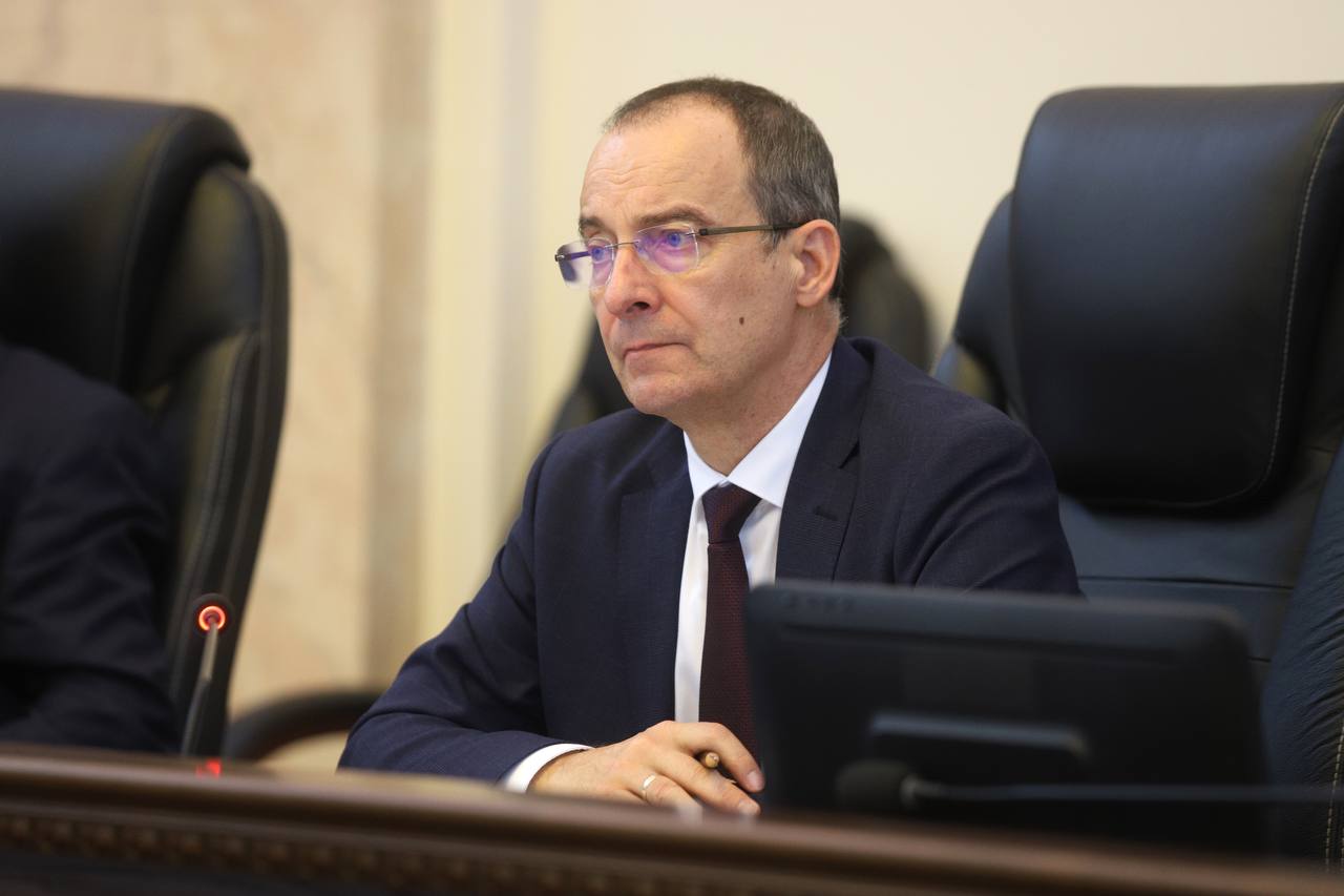 Сегодня юбилей отмечает председатель Законодательного Собрания Краснодарского края Юрий Бурлачко!!