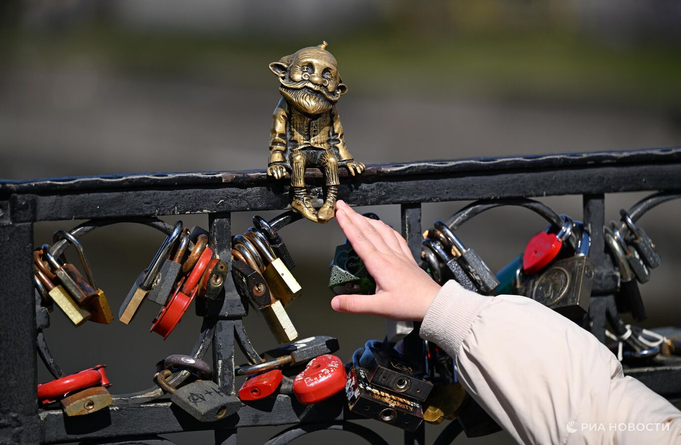 Квест по талисманам: самые необычные мини-скульптуры России