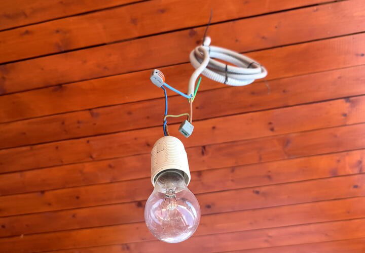 Компания «ТНС энерго Кубань» предоставила официальный ответ на запрос нашего издания относительно истории с отключением электроэнергии у пожилой жительницы станицы Каневской