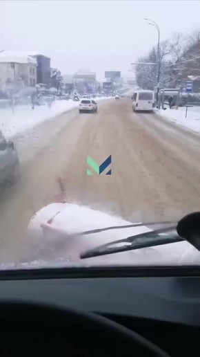 Продолжается обработка и очистка дорог по адресам: