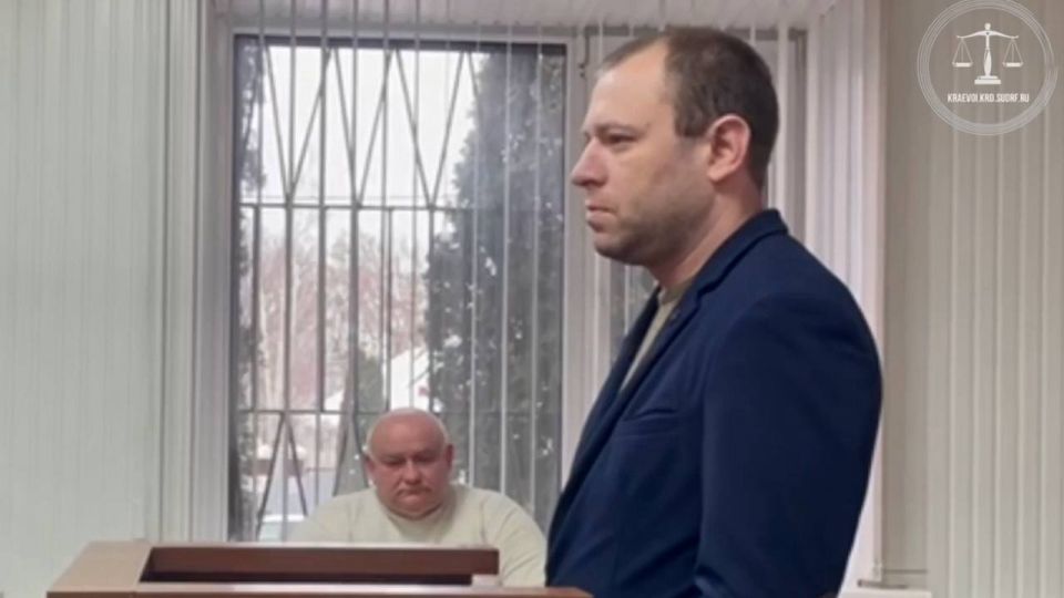 Полицейские в Красноармейском районе выпросили взятку 10-ю мешками удобрений