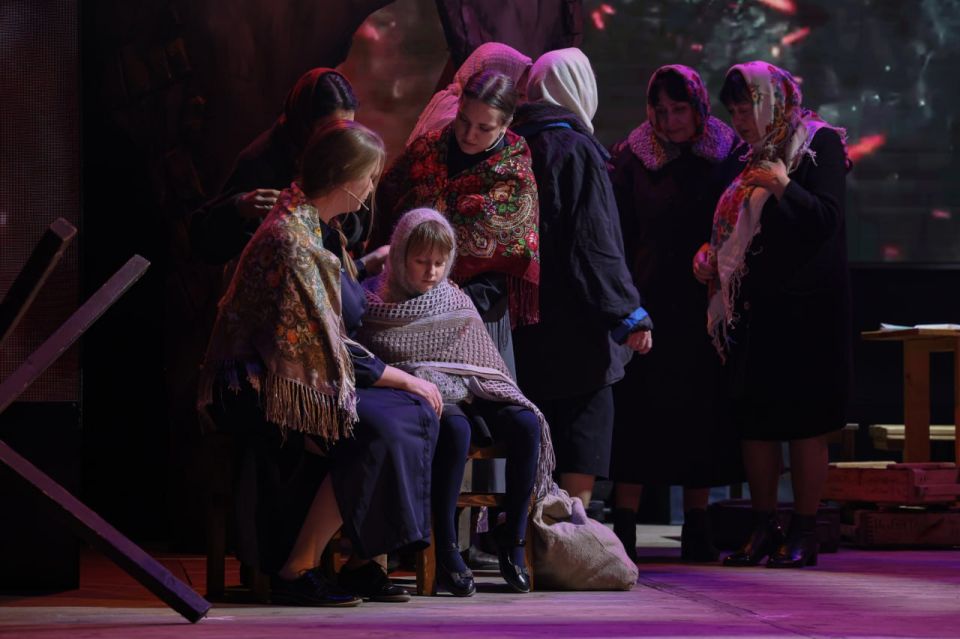 ИСТОРИЯ ОСВОБОЖДЕНИЯ АРМАВИРА ОЖИЛА НА СЦЕНЕ ГДК