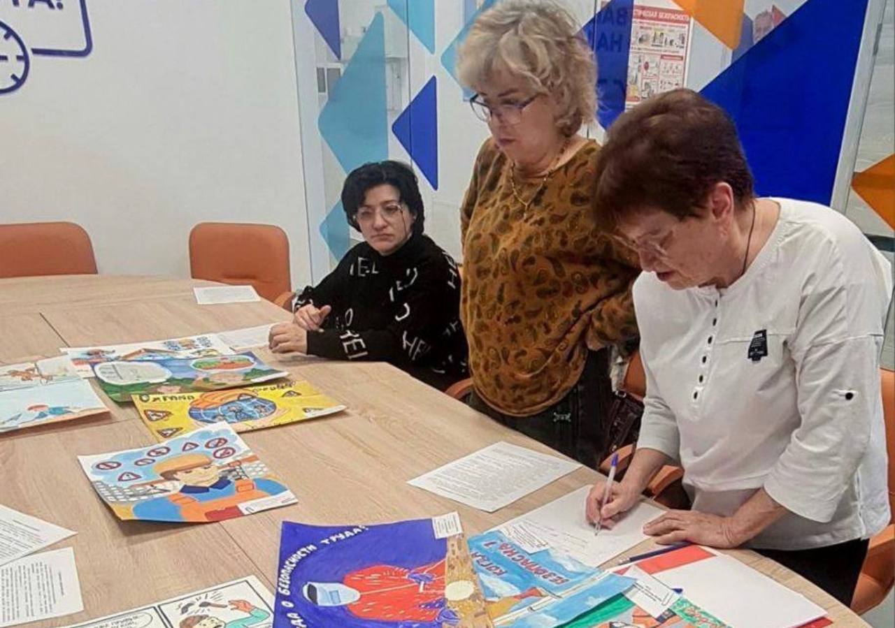 В Новороссийске определены победители и призеры второго муниципального этапа конкурса детских рисунков «Я выбираю безопасный труд-2026»