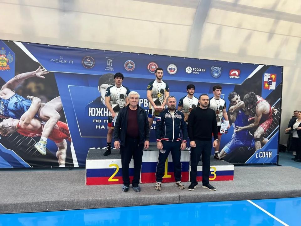Новороссийцам покорился пьедестал Первенства ЮФО по греко-римской борьбе в Сочи