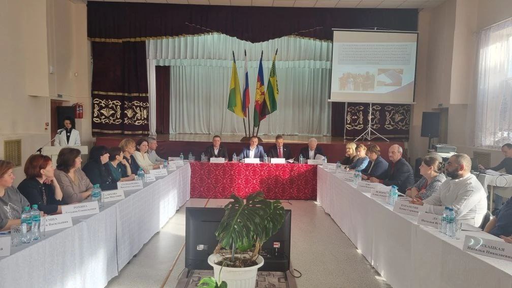 Бюджет Александровского сельского поселения в 2025 году выполнен на 104,8%