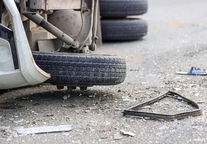 Спешили спасти, а погибли сами: полицейский в Ростове вёз в больницу пострадавшего в другой аварии