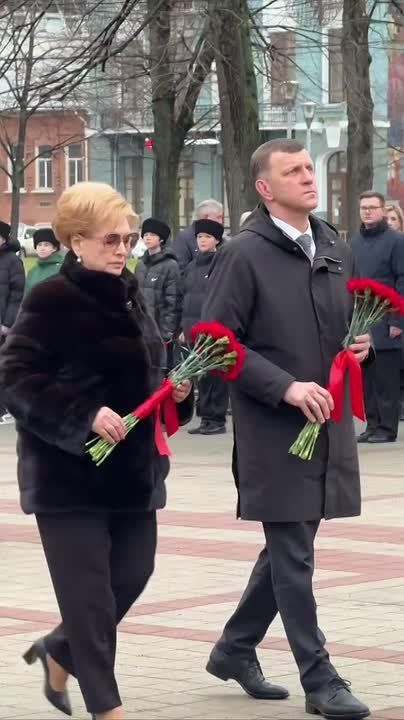 ������� ������: ������ � ����� Ը�������� �������, ���������� ������ �������� � ����������� ���, �����������, ���������� � ���������� ������� ������ ���������� ��������� � ������������ ���� ���� �������� �������