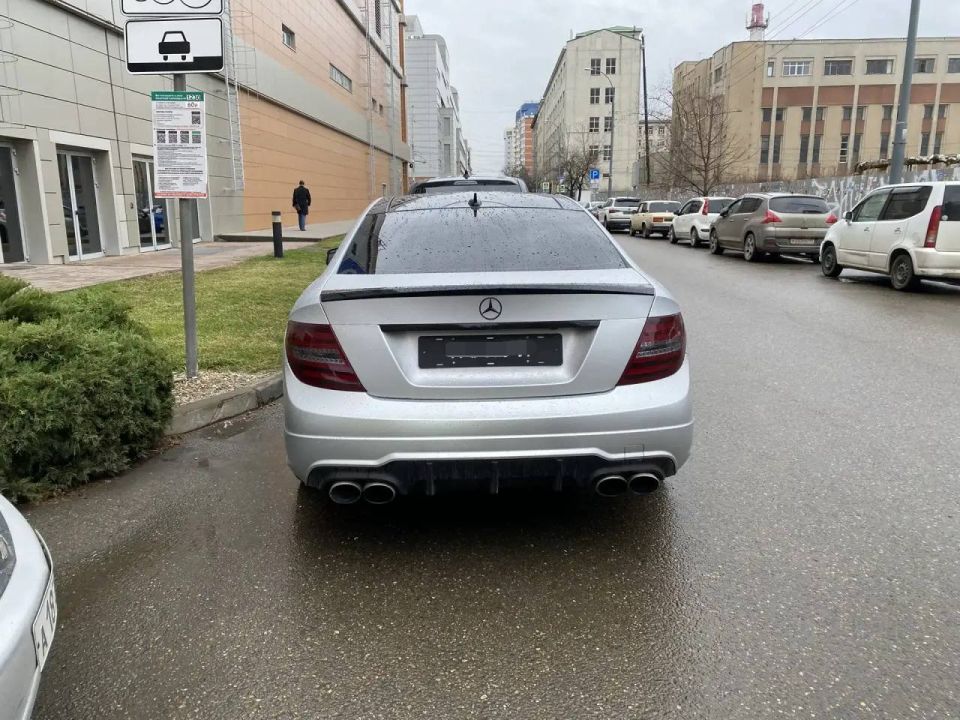 ��-�� ������������ ������ �� Mercedes ����������� ������ 15 ����� ������