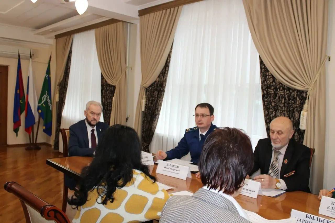 Прокурором Курганинского района проведен личный прием по вопросам реализации прав военнослужащих и членов их семей