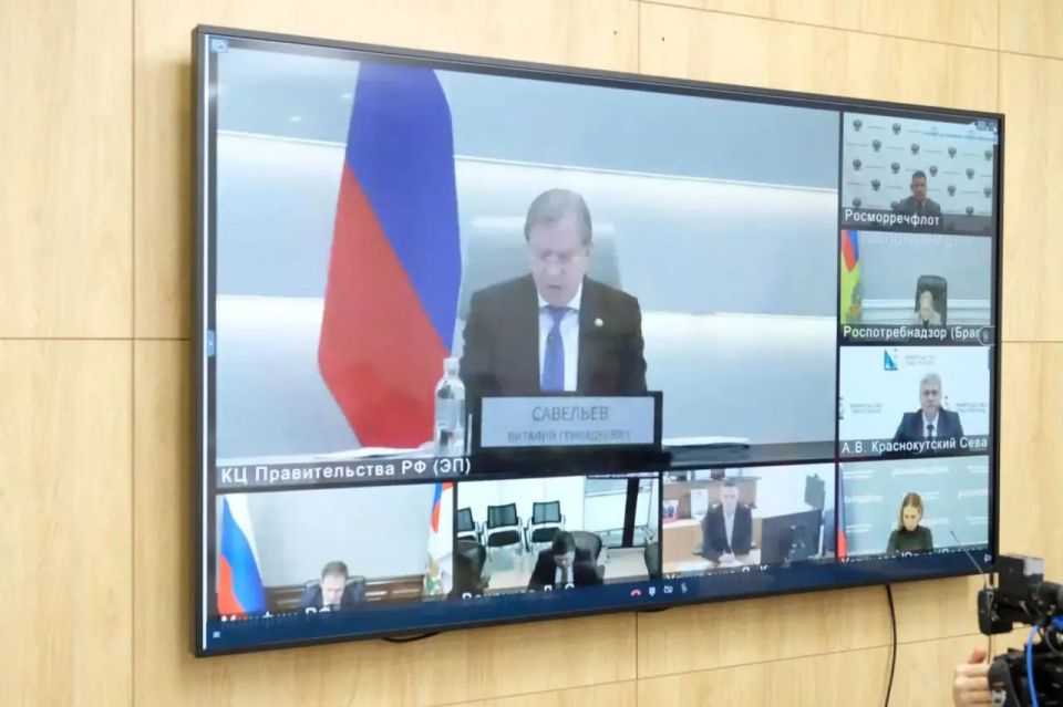 Вениамин Кондратьев: Сегодня на правительственной комиссии по ликвидации последствий разлива нефтепродуктов в Черном море обратился с просьбой провести исследования на соответствие 8 галечных пляжей Анапы санитарным нормам