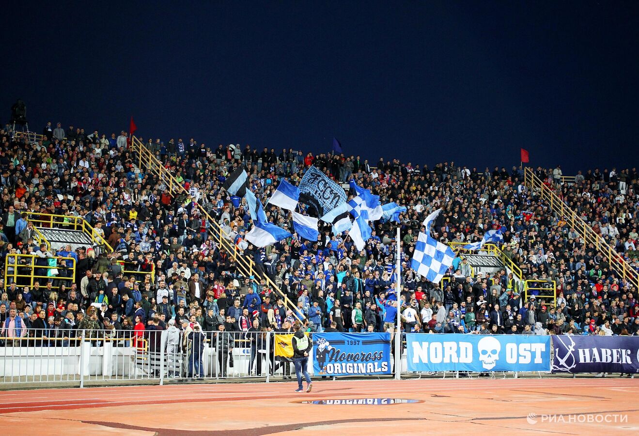 Матч Первой лиги "Черноморец" - "Торпедо" в Новороссийске вновь перенесли