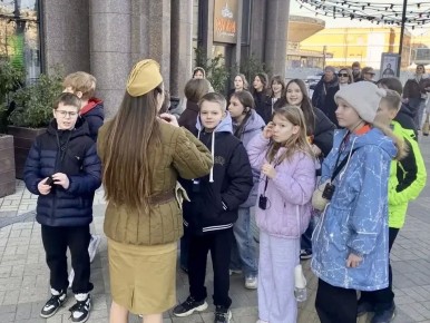 ����� 900 ������� ����� ����������� �������������� ��������� �� ������ ����������