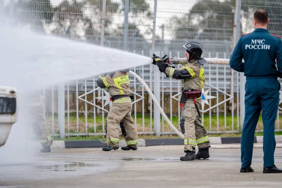 В рамках взаимодействия МЧС России и Университета «Сириус» студенты ИТспециалитета Университета «Сириус» создают инновационный полигон для тренировок пожарных