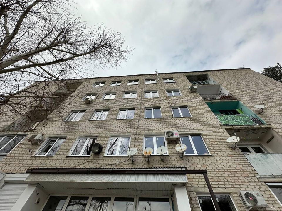 В поврежденных домах на улице Новороссийской в Краснодаре завершили работы по остеклению