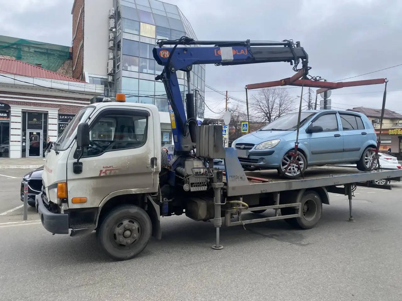 В Краснодаре с начала года на штрафстоянку увезли почти 2,8 тыс. машин