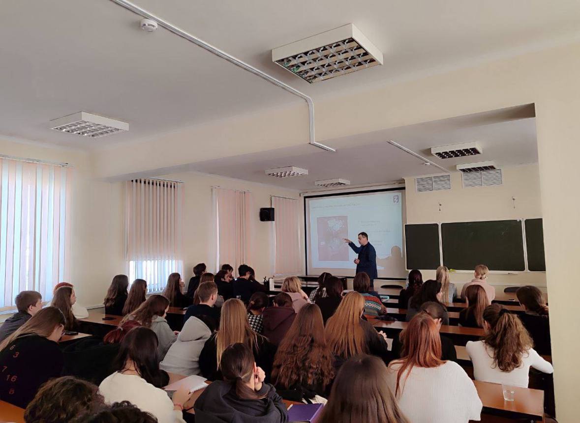 Общество «Знание» запускает цикл профилактических лекций для школьников Новороссийска