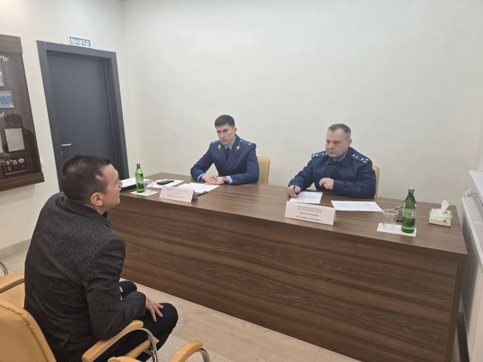 Руководством прокуратуры края проведен личный прием в прокуратуре Мостовского района
