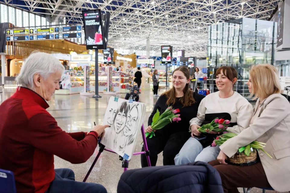 Сочи встречает гостей тысячей тюльпанов и портретами от художника