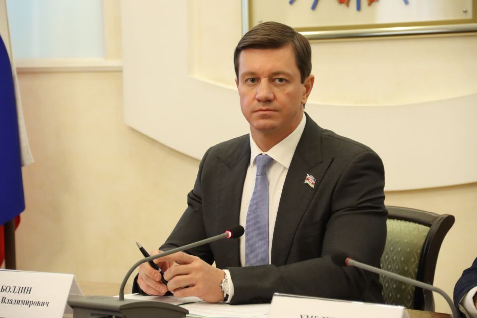 На заседании комитета по имуществу и земле обсудили актуальную проблематику