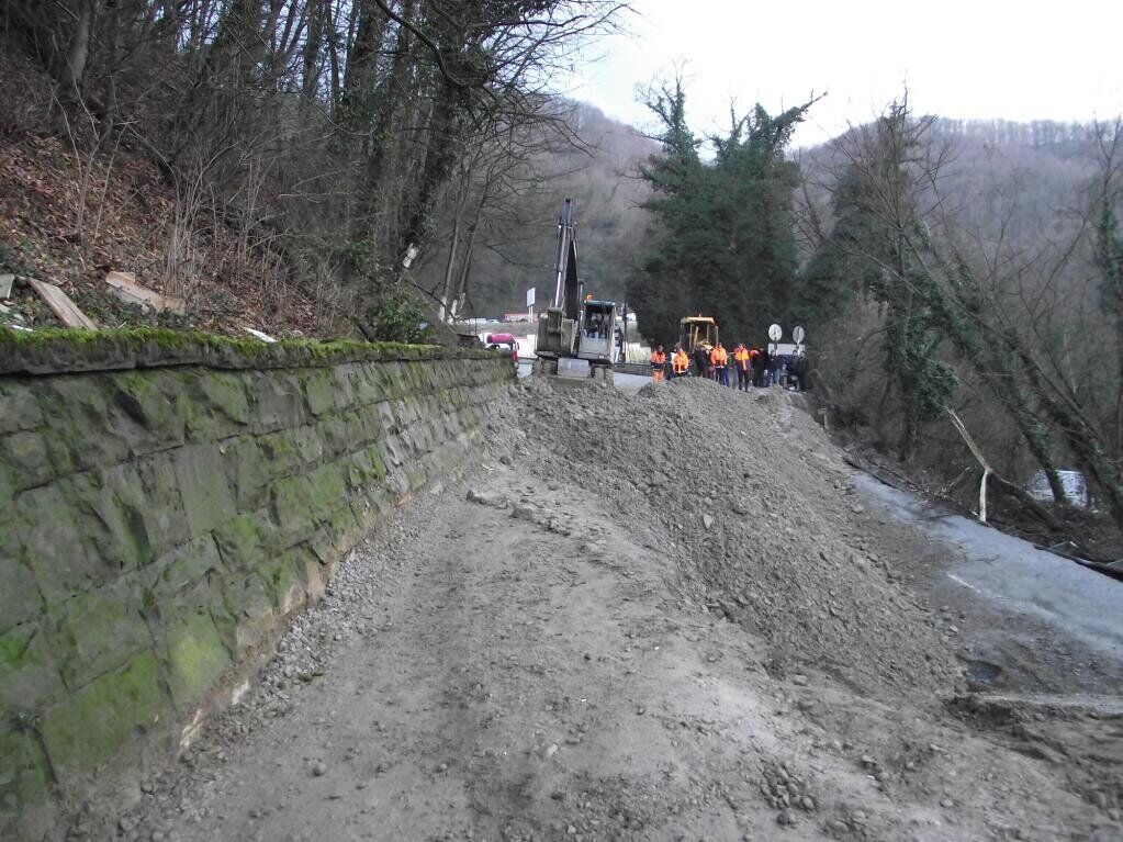 Мэр Сочи рассказал, как власти планируют бороться с оползнями