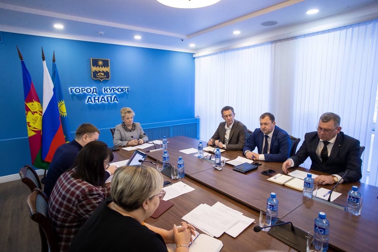 На оперативном совещании подвели итоги прошедшей недели и обсудили план работы на текущую