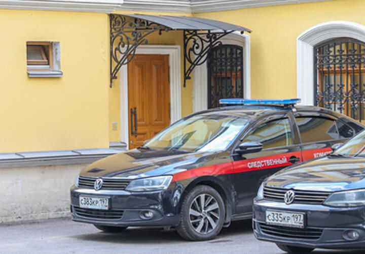 В Краснодаре сын директора церковной школы надругался над 12-летней девочкой, распространил в сети порнографические кадры с ней и остался безнаказанным