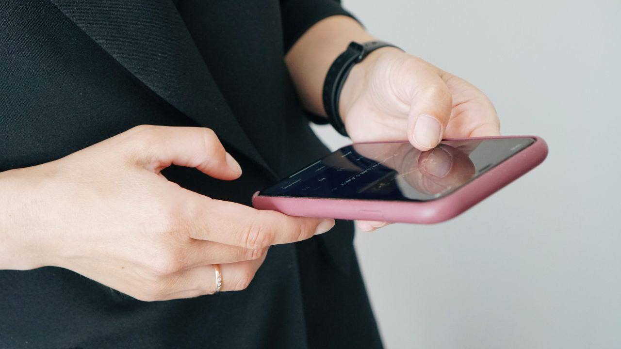 Слабослышащие люди смогут пользоваться голосовой связью