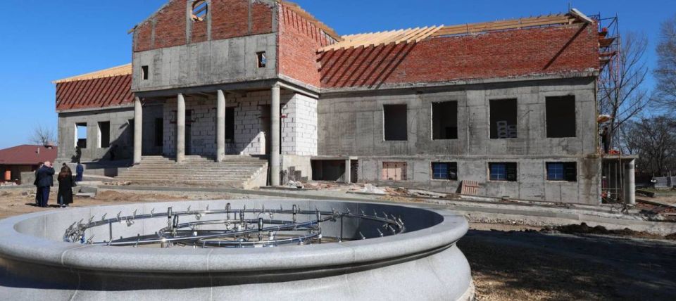 В станице Сергиевской Кореновского района строят новый ДК спустя 20 лет после пожара