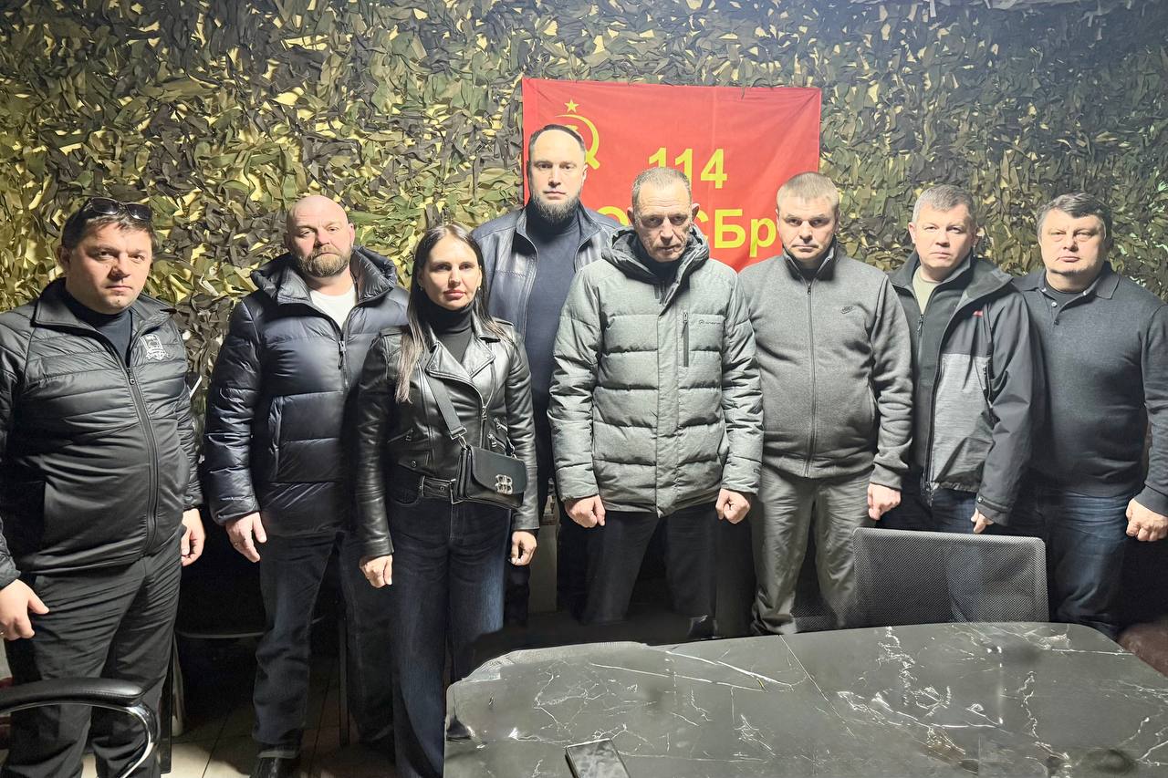 Депутаты ЗСК Алексей Титов, Александр Поголов, Владислав Граф-Колесник и советник председателя ЗСК Артем Чумаров вернулись из ДНР, куда по поручению руководителя регионального парламента Юрия Бурлачко доставили очередную...