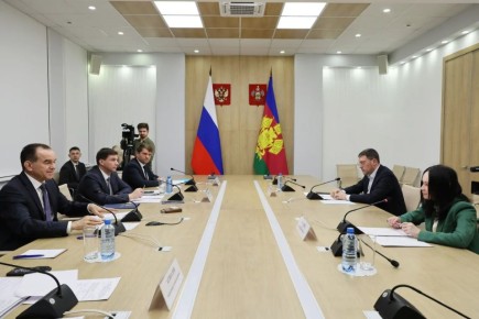 Вениамин Кондратьев: Встретился с президентом Фонда поддержки физической культуры и спорта «Стань чемпионом» Надеждой Ерастовой