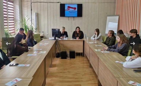 Новороссийские полицейские и студенты обсудили проблему наркомании в молодежной среде