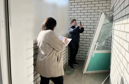 Более 90 окон в многоэтажках повреждены после атаки БПЛА в Краснодаре этой ночью