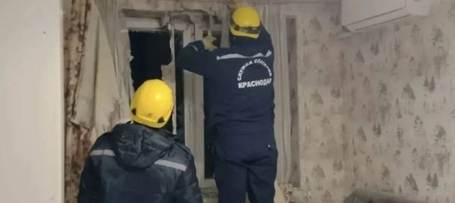 В Краснодаре после ночной атаки БПЛА повреждены более 90 окон в двух домах