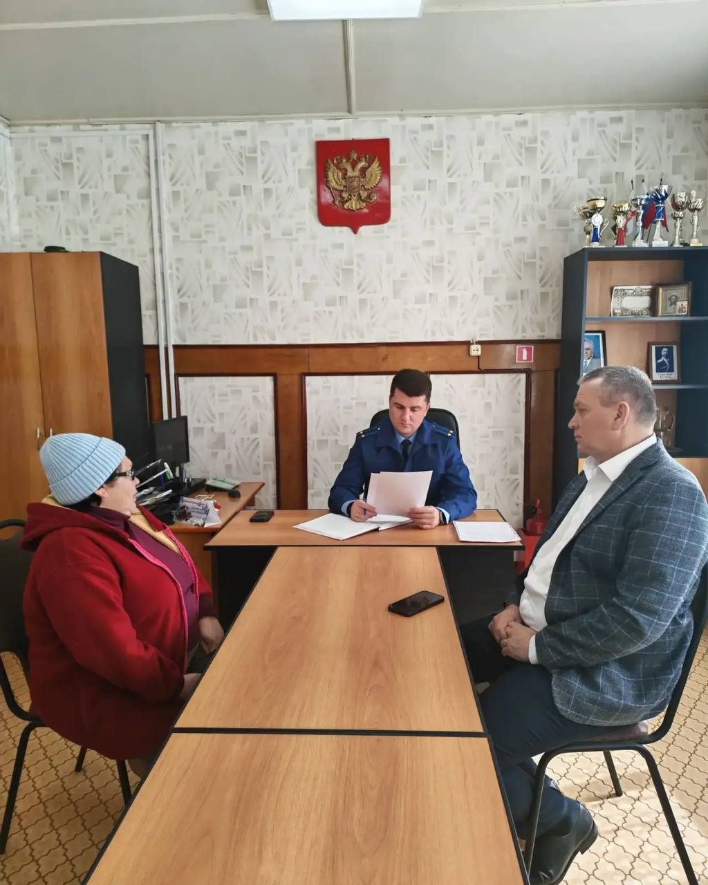 Прокурором Павловского района проведен выездной прием граждан в отдаленном поселении