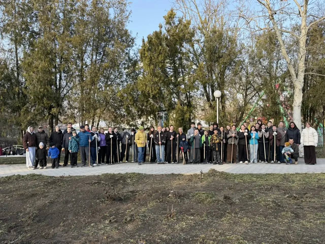 С 14 по 21 марта в городском парке им. И.М. Поддубного проходит экологическая акция «Чистый парк - сила в единстве»