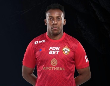 Тренер ЦСКА не стал называть путь урегулирования конфликта с Мойзесом