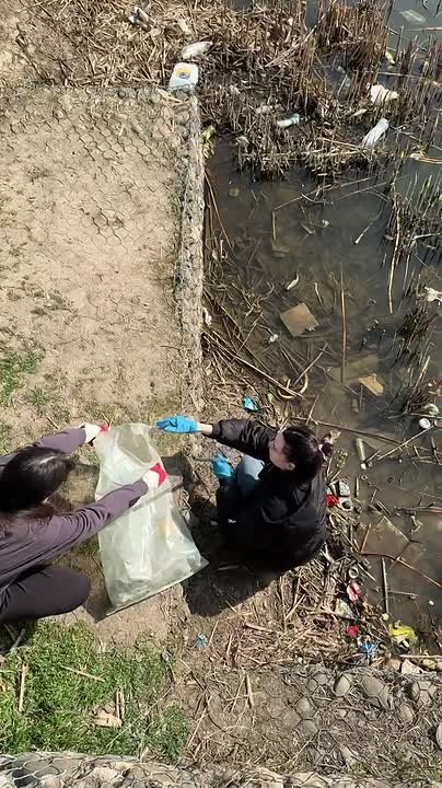 Евгений Наумов: Краснодарцы всех возрастов активно участвуют в весеннем санитарном марафоне