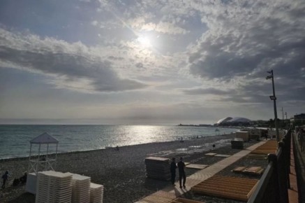 1 � ������������� ���� ������� ����� 470 ��� ������ �� �������� �������