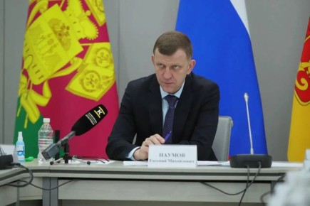 Евгений Наумов: Провёл заседание комиссии по предупреждению и ликвидации ЧС. Обсудили два важных для Краснодара вопроса: