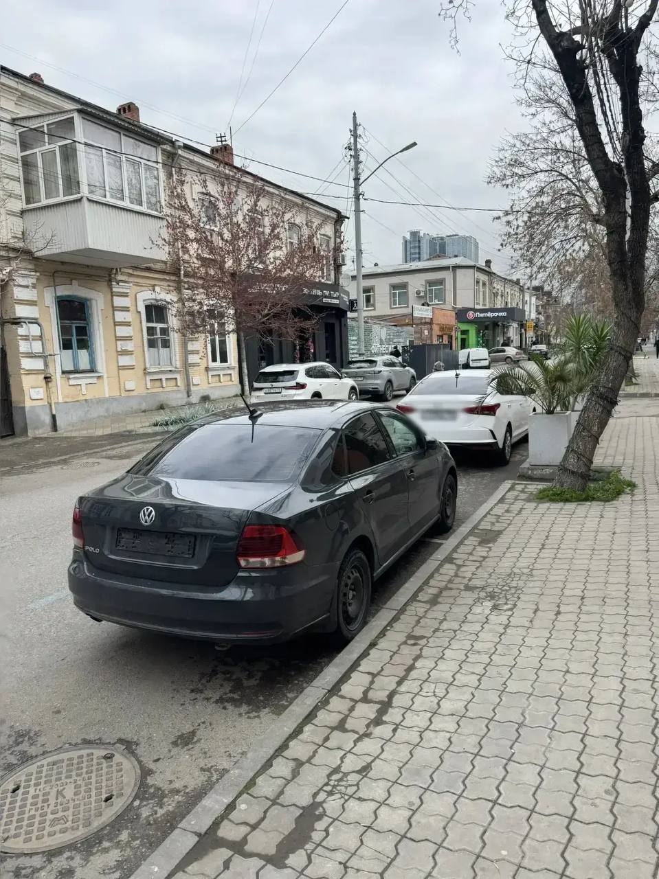 «Паркуются и снимают номера»: мэр Краснодара негодует из-за хитрых водителей