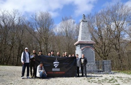 В Новороссийске для школьников, студентов и курсантов казаки организовали показы фильма «Настоящие» и встречи со съемочной группой