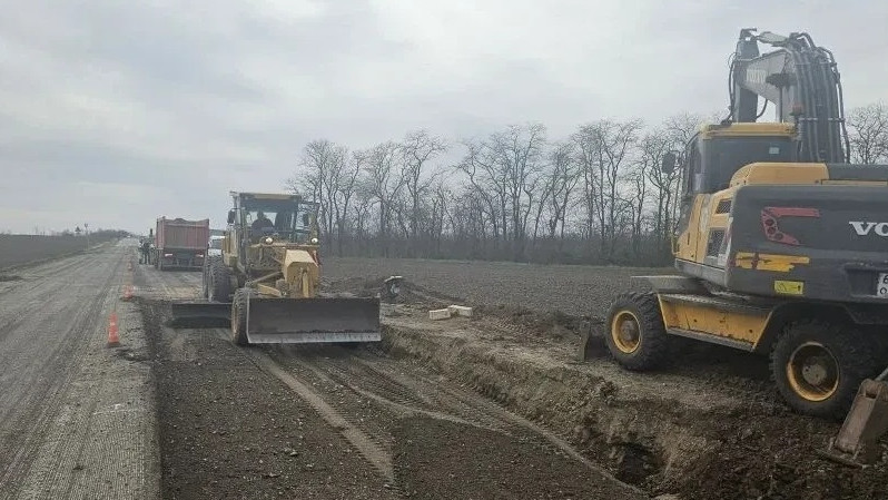 Участок дороги "Тбилисская – Кропоткин" отремонтируют в Кавказском районе