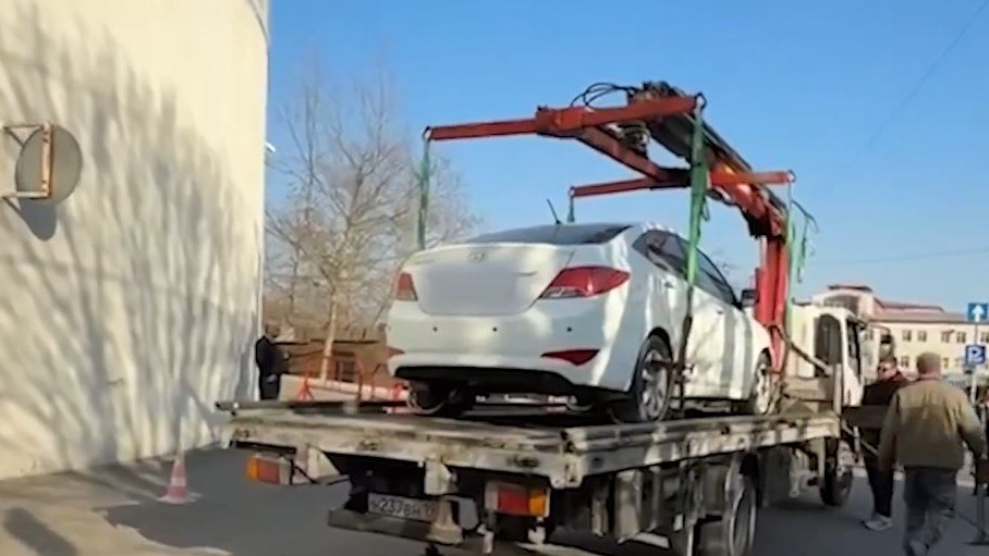 Эвакуаторы плотно работают в Новороссийске