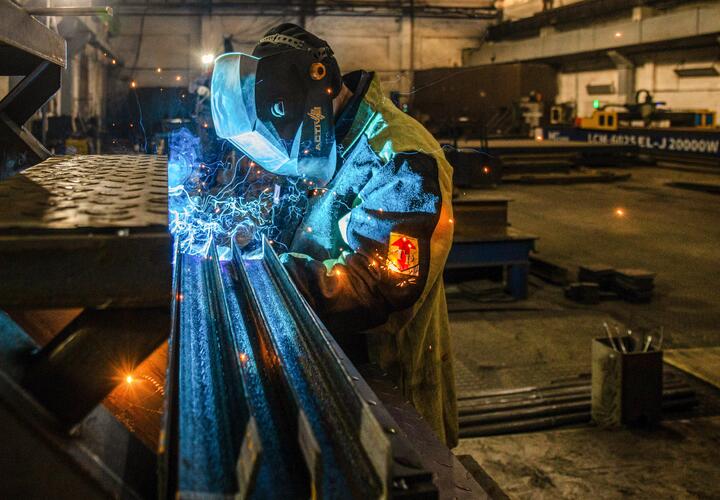 От заводов до школ: предприятия Кубани повысили производительность труда за счёт бережливых технологий