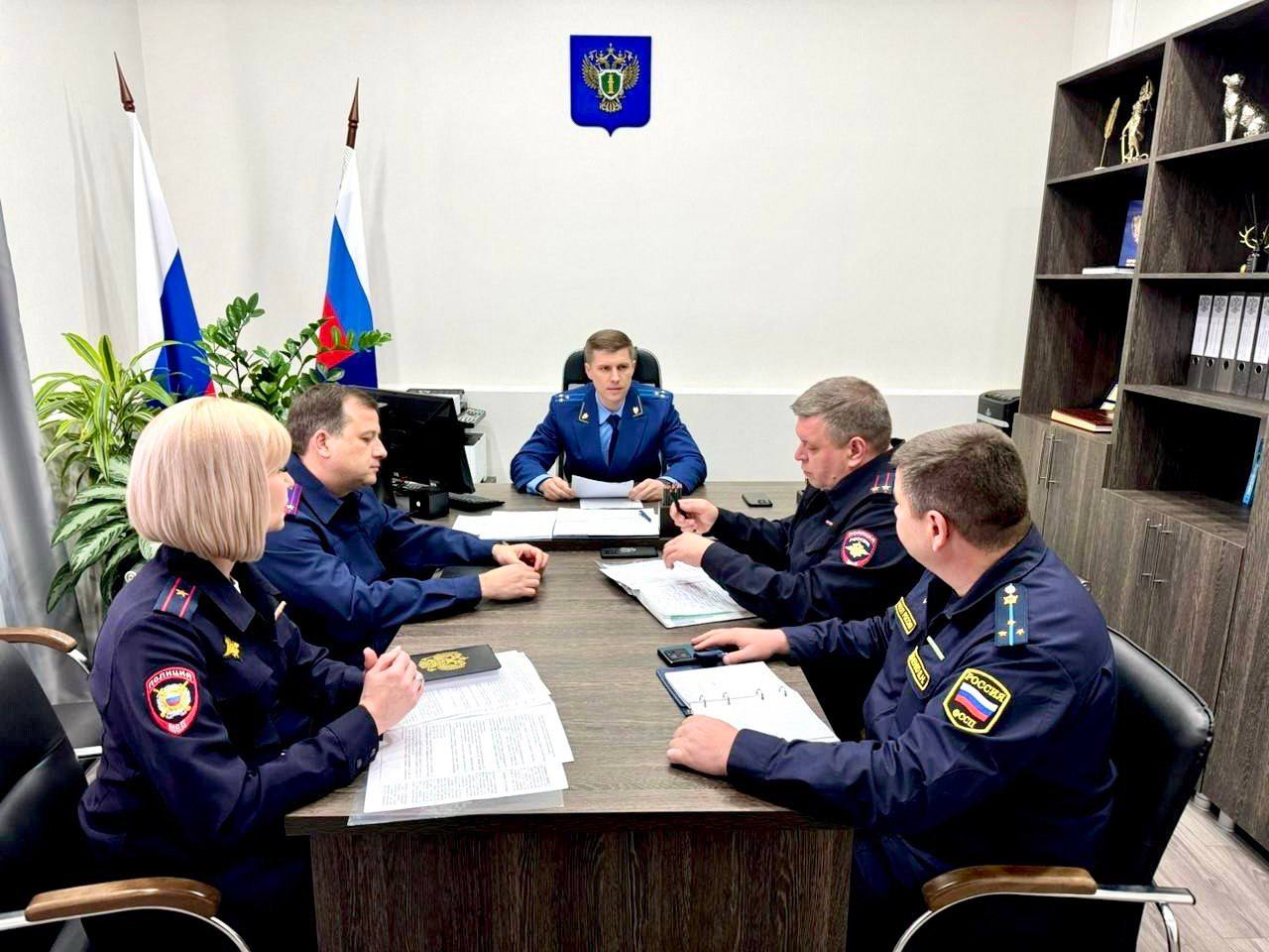 В прокуратуре Успенского района проведено межведомственное совещание по вопросам эффективности работы правоохранительных органов в сфере миграции