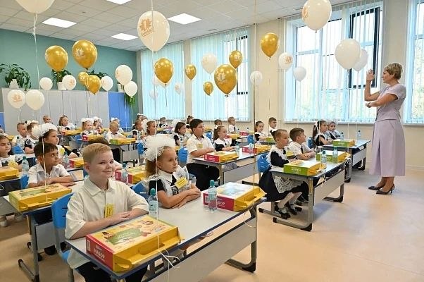 В сочинских школах начался прием заявлений в первый класс