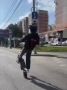 Лихача на самокате заметили на проезжей части в Юбилейном микрорайоне Краснодара
